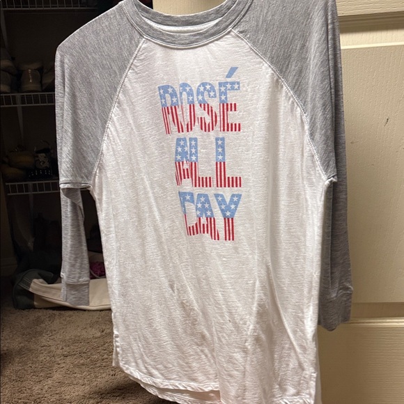 crown & ivy Gray and White Raglan Top - Picture 1 of 2